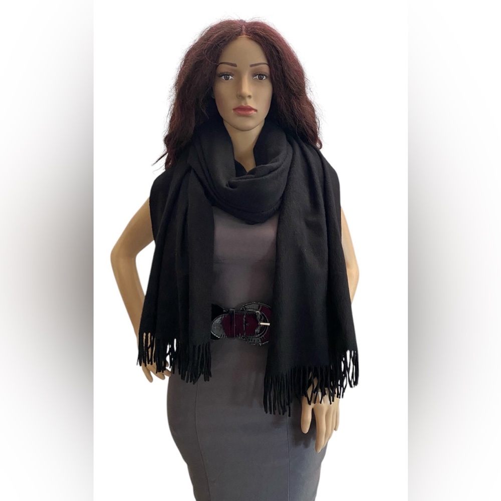 Made in Italy cashmere fringe wrap/shawl/stole